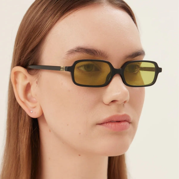 miu miu 11zs  negro verde